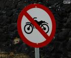 Σήμα απαγορεύεται μοτοσικλέτες